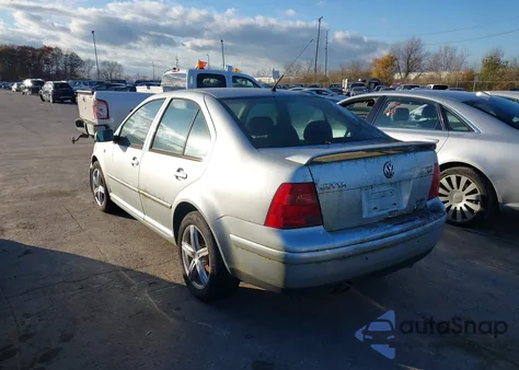 2003 Volkswagen Jetta Wolfsburg Edition z USA, uszkodzony, nr VIN 3VWPE69M03M172763